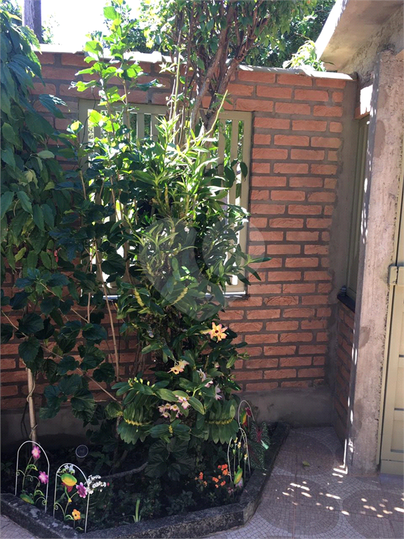 Casa à venda na cidade de Analândia SP