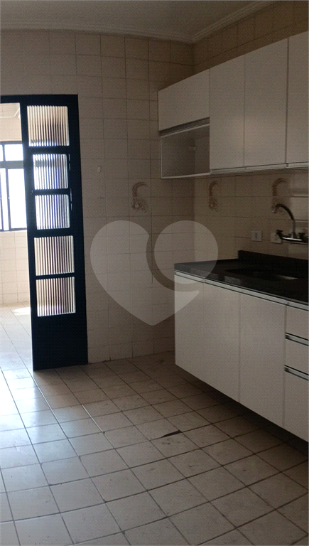 APARTAMENTO em TUCURUVI