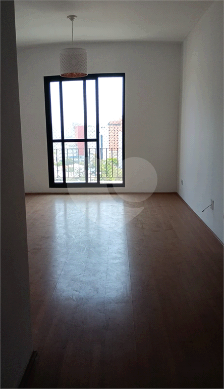 APARTAMENTO em TUCURUVI