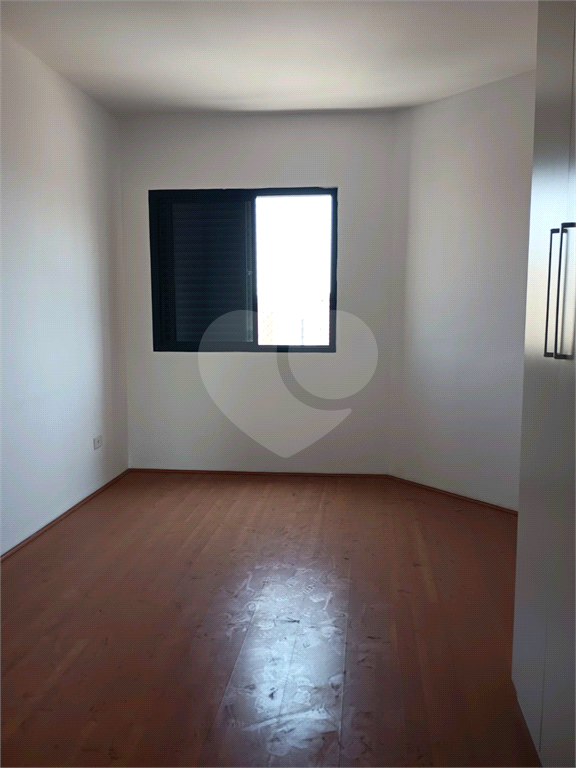 APARTAMENTO em TUCURUVI