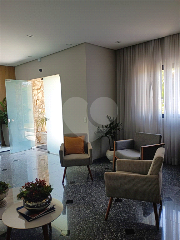APARTAMENTO em TUCURUVI