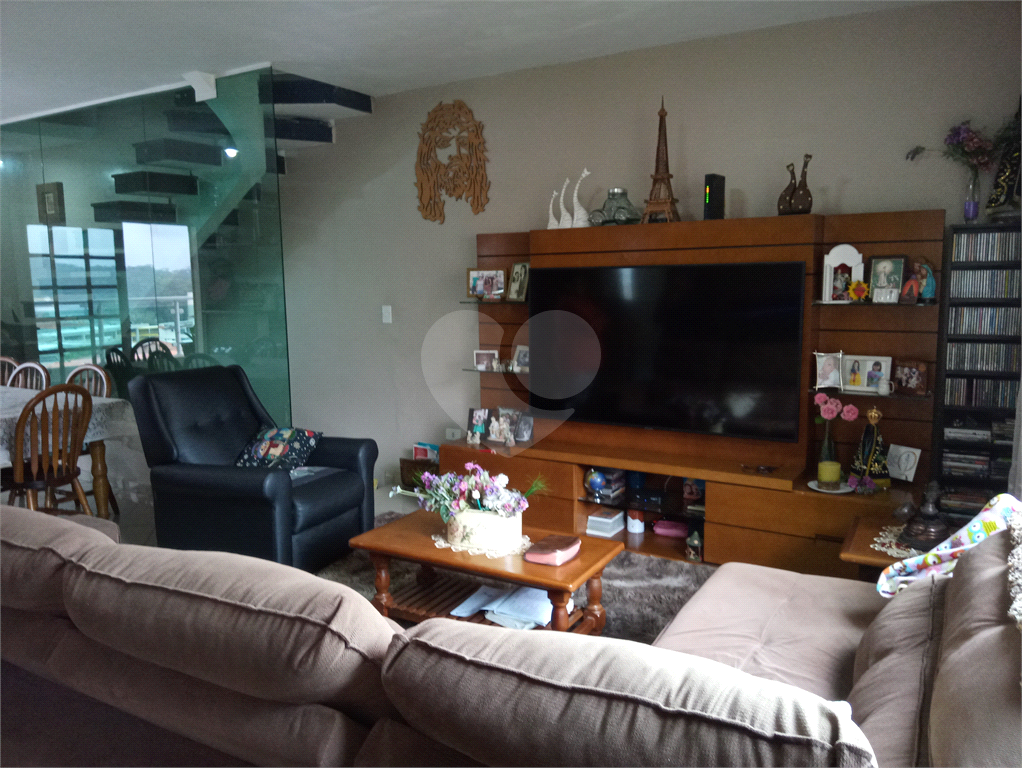 Excelente Sobrado na Cidade Lider - Casa - vendo