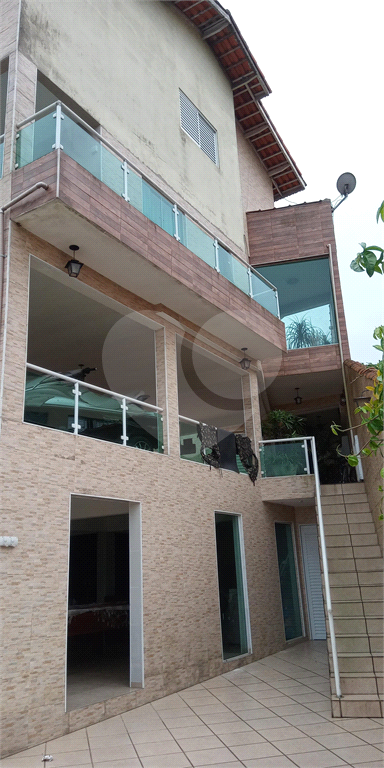 Excelente Sobrado na Cidade Lider - Casa - vendo