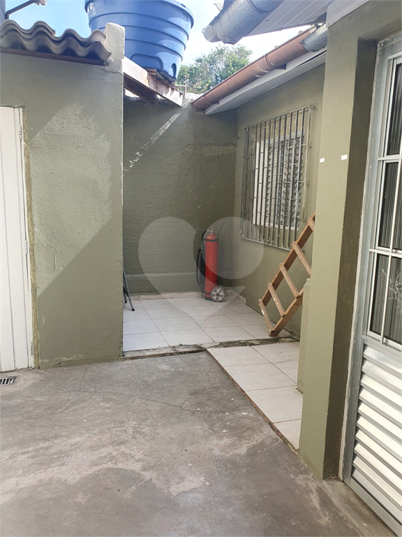 Sobrado Comercial Agua Fria, com 3 vagas , 6 salas , quintal com Edicula ....ao lado colegio