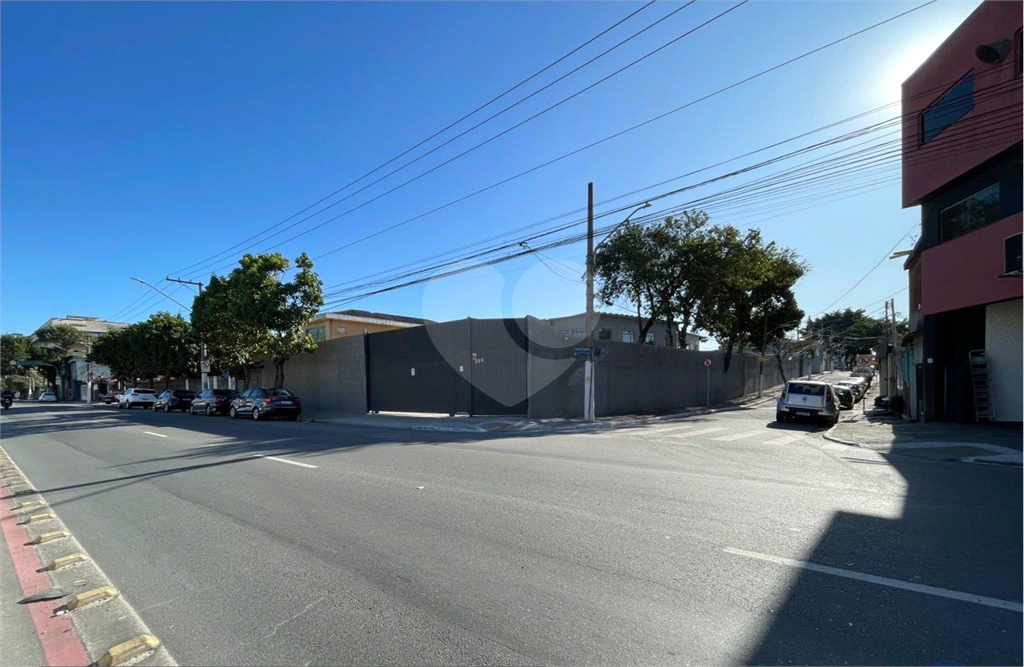 AMPLO IMOVEL NA AVENIDA ENGENHEIRO CAETANO ALVARES 