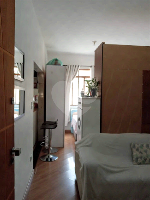 Apartamento à venda com 1 quarto, 55m² - Foto 4