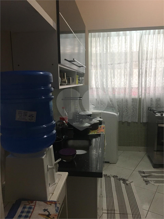 Casa Verde 1 dormitório sala cozinha com lavanderia piso frio em todos os cômodos se vaga garage