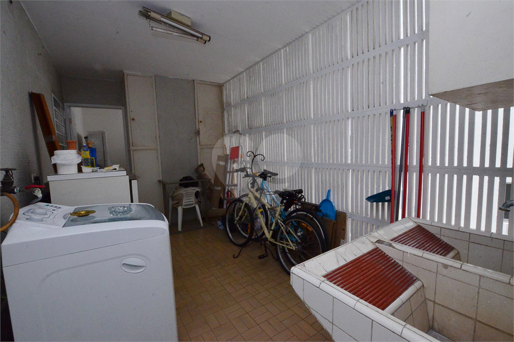 vende- se apto de 4 dormitórios em higienopolis