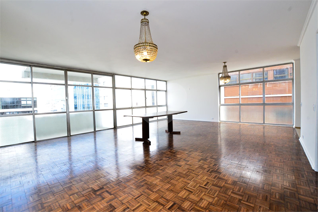 vende- se apto de 4 dormitórios em higienopolis