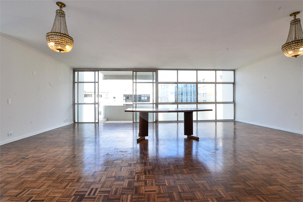 vende- se apto de 4 dormitórios em higienopolis