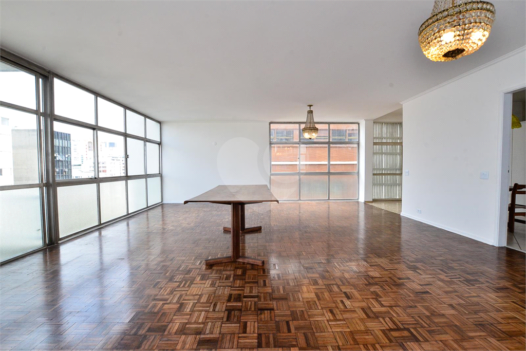 vende- se apto de 4 dormitórios em higienopolis