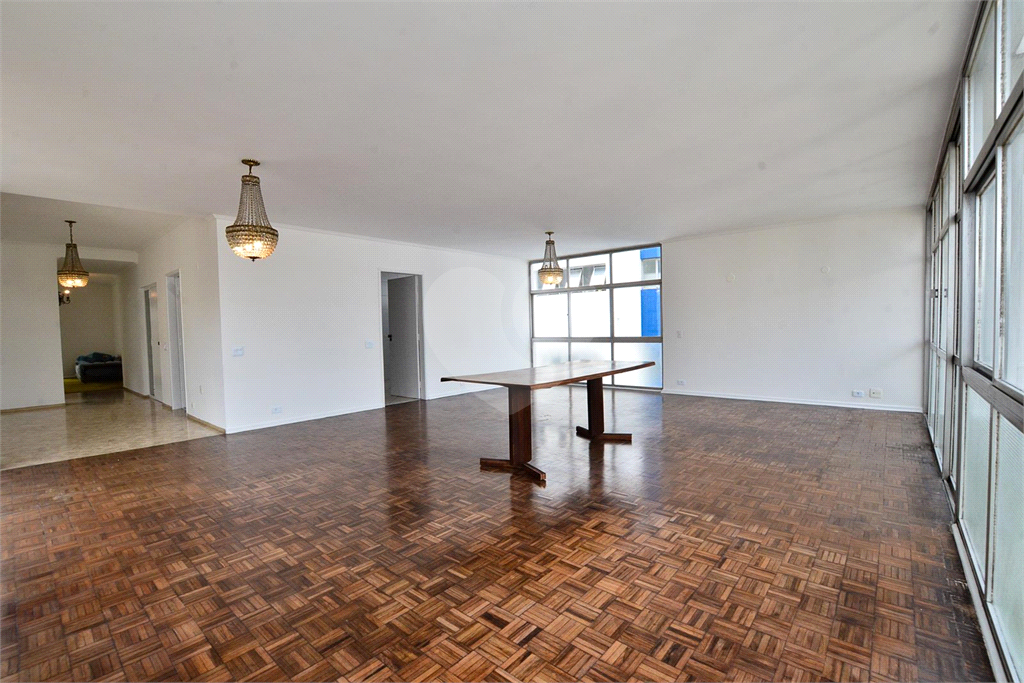 vende- se apto de 4 dormitórios em higienopolis