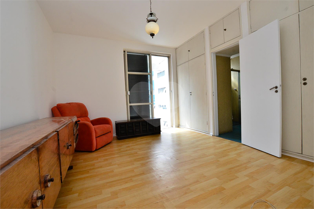 vende- se apto de 4 dormitórios em higienopolis