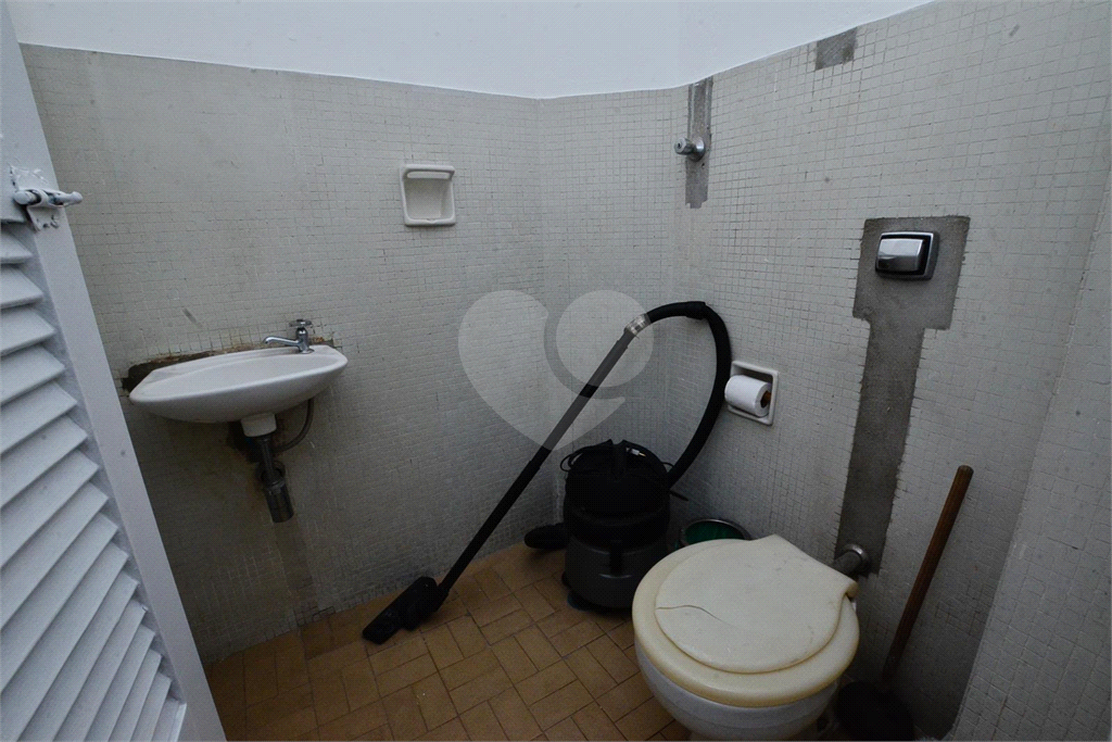 vende- se apto de 4 dormitórios em higienopolis