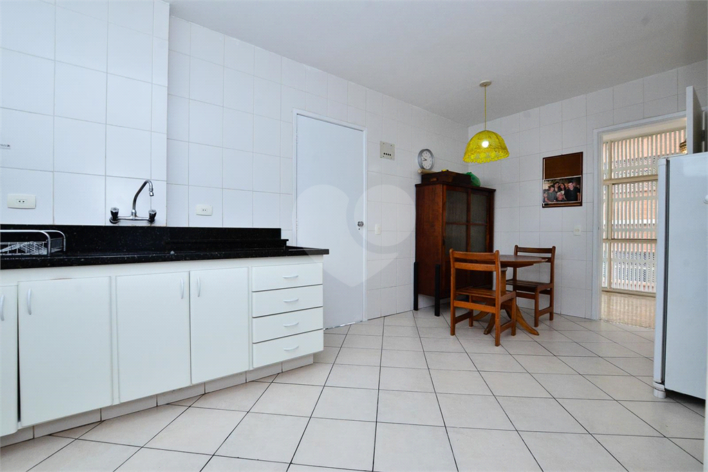 vende- se apto de 4 dormitórios em higienopolis