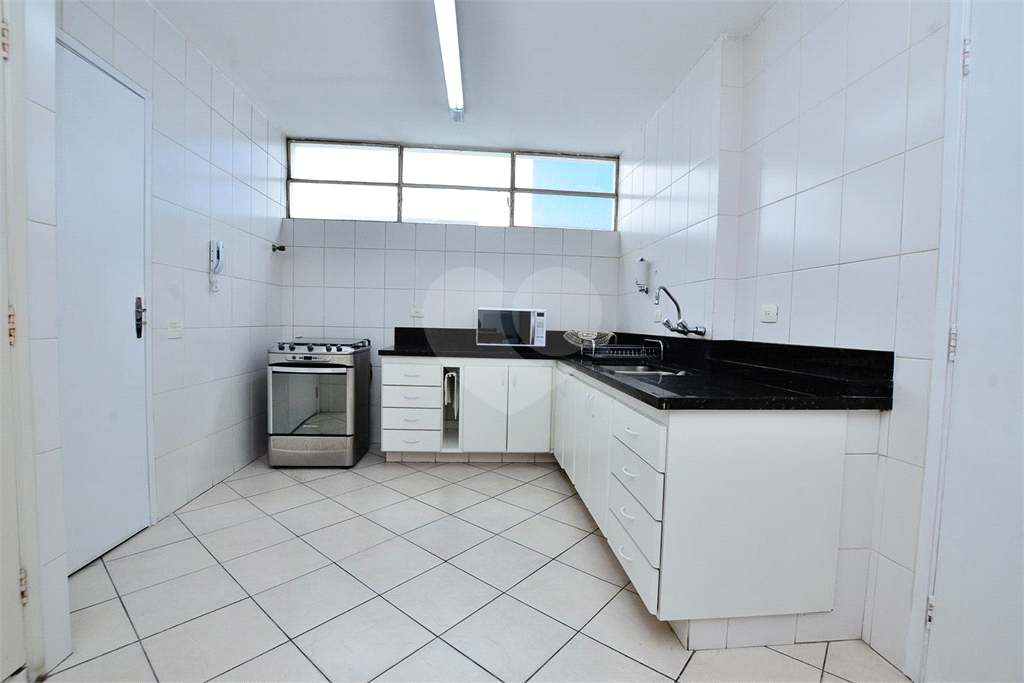 vende- se apto de 4 dormitórios em higienopolis