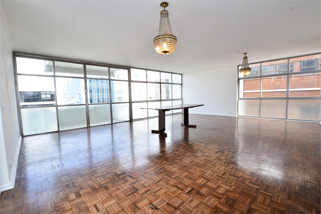 vende- se apto de 4 dormitórios em higienopolis