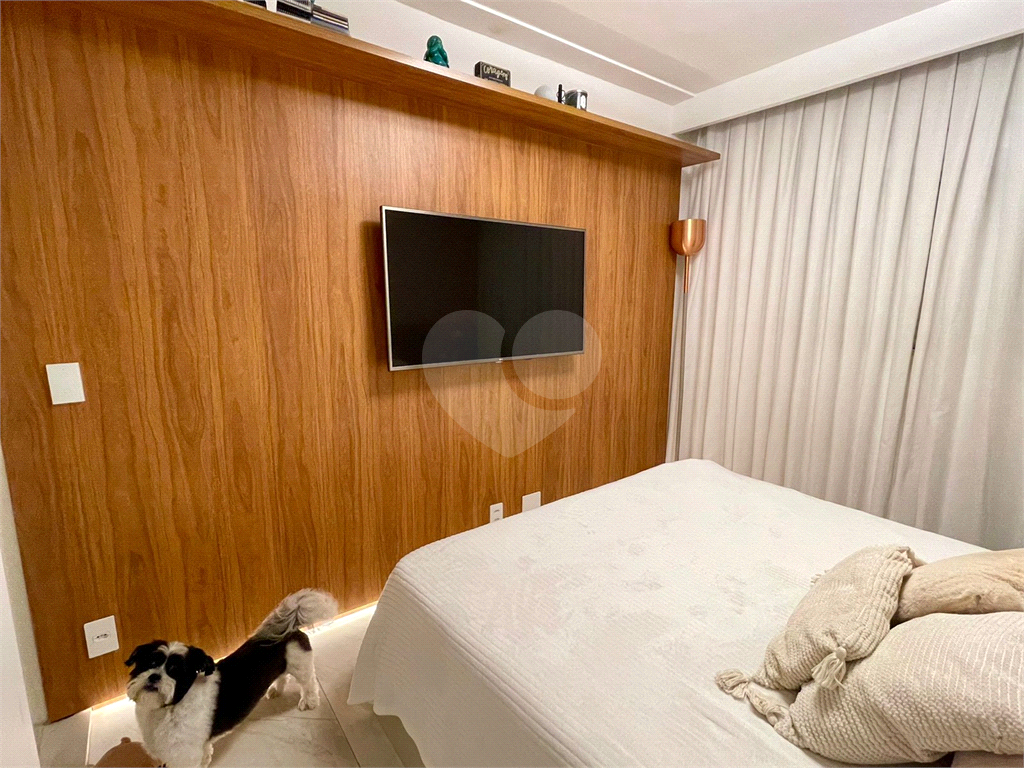 COBERTURA COM SUITE E 2 VAGAS DE GARAGEM EM PERDIZES 