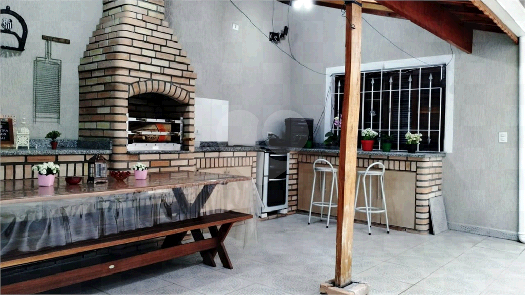 Excelente Casa Térrea para venda com 190 m², 3 dormitórios localizado no Parque Edu Chaves, SP.