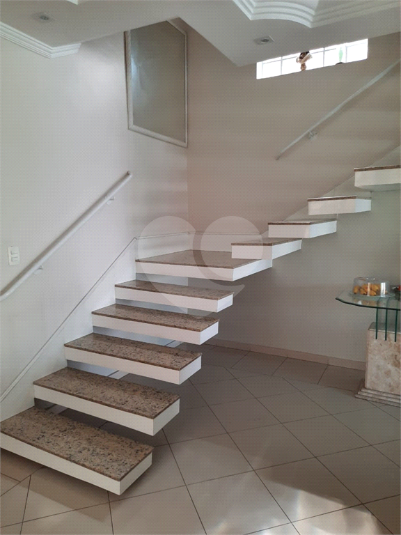 Casa/ Sobrado Zona Norte 