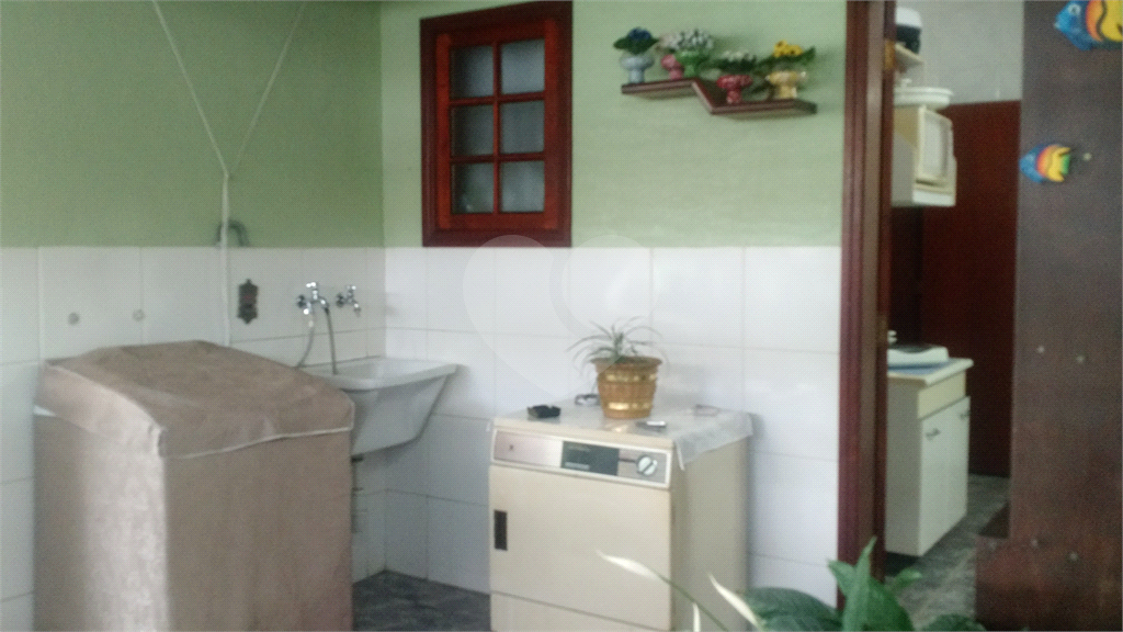 Casa de Condomínio à venda com 3 quartos, 195m² - Foto 9