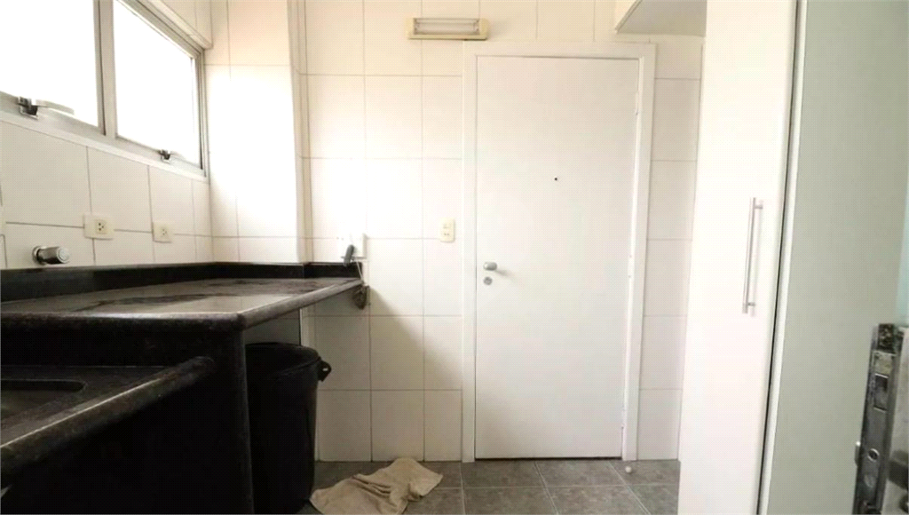 APARTAMENTO NA ACLIMAÇÃO 145M², 3 DORMITÓRIOS