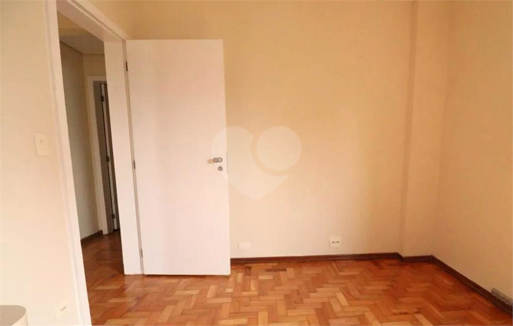 APARTAMENTO NA ACLIMAÇÃO 145M², 3 DORMITÓRIOS