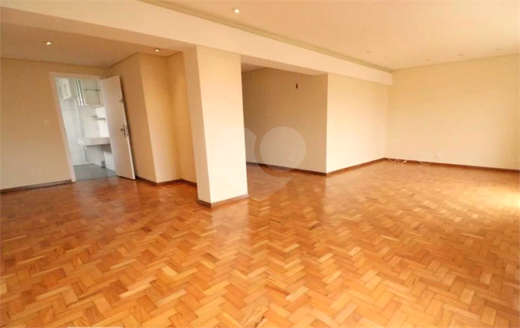 APARTAMENTO NA ACLIMAÇÃO 145M², 3 DORMITÓRIOS