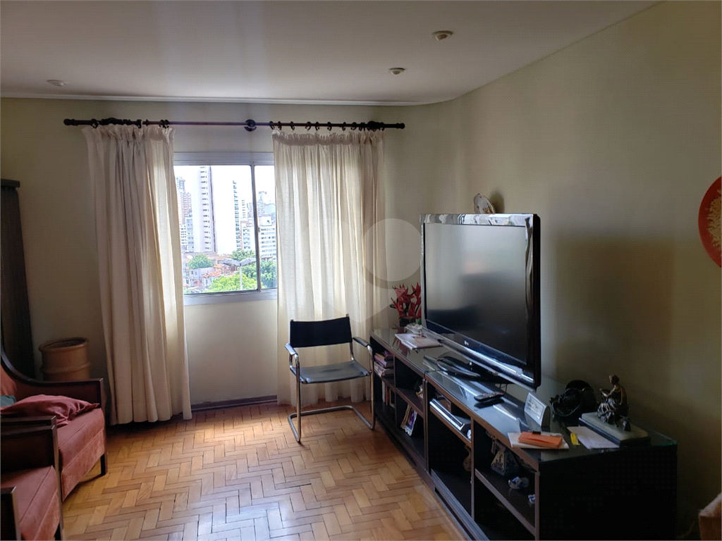 APARTAMENTO NA ACLIMAÇÃO 145M², 3 DORMITÓRIOS