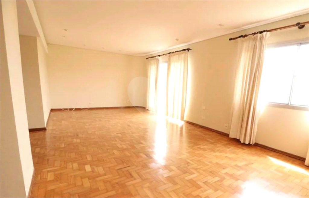 APARTAMENTO NA ACLIMAÇÃO 145M², 3 DORMITÓRIOS