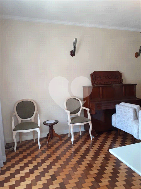 Casa Terrea a venda no bairro do Jardim França