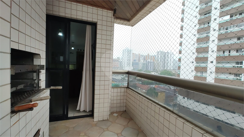 Apartamento sacada gourmet no Forte, praia grande