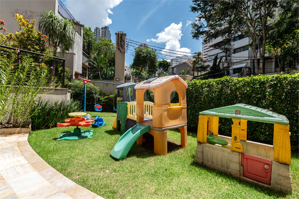 APARTAMENTO em ACLIMAÇÃO