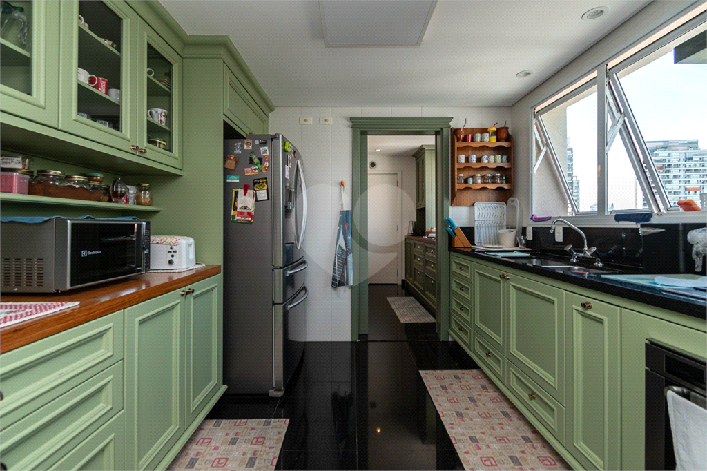 APARTAMENTO em ACLIMAÇÃO