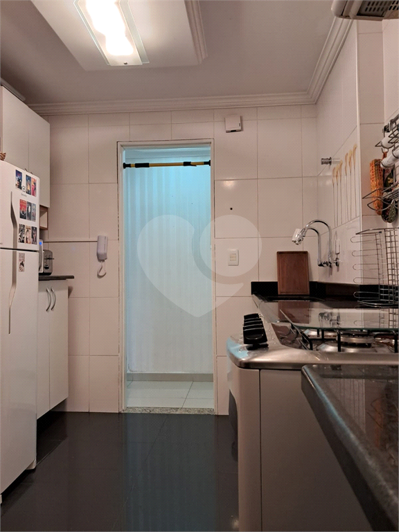 Apartamento à venda com 2 quartos, 65m² - Foto 13