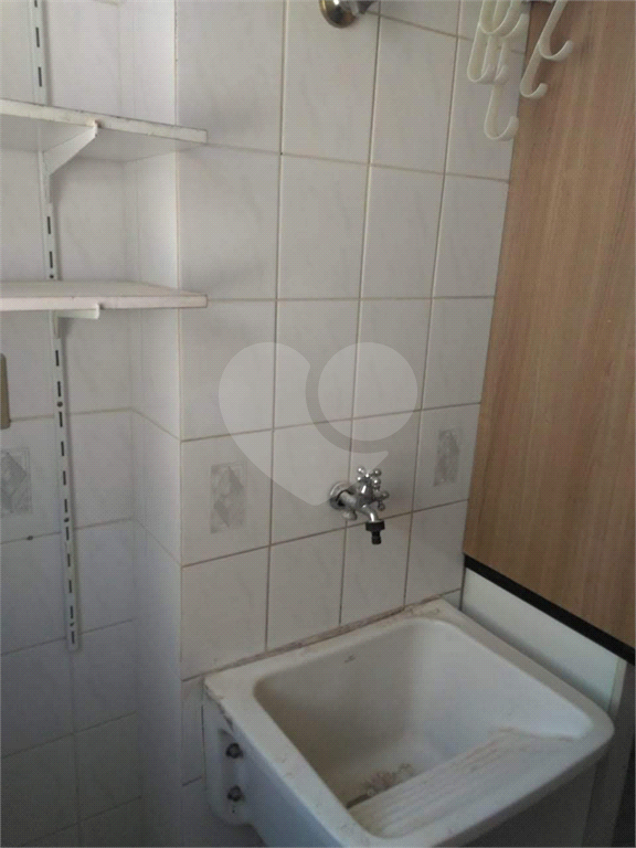 Vende-se apartamento em Cotia
