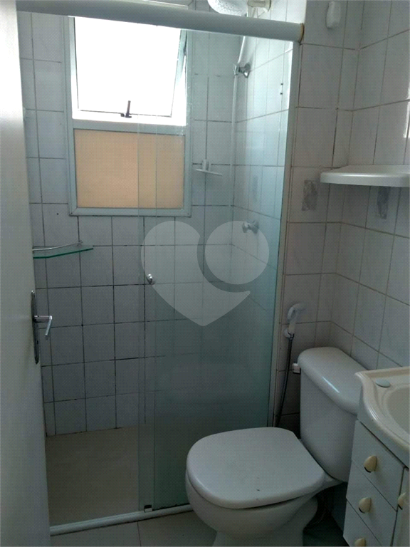 Vende-se apartamento em Cotia