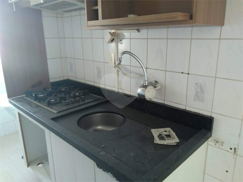 Vende-se apartamento em Cotia