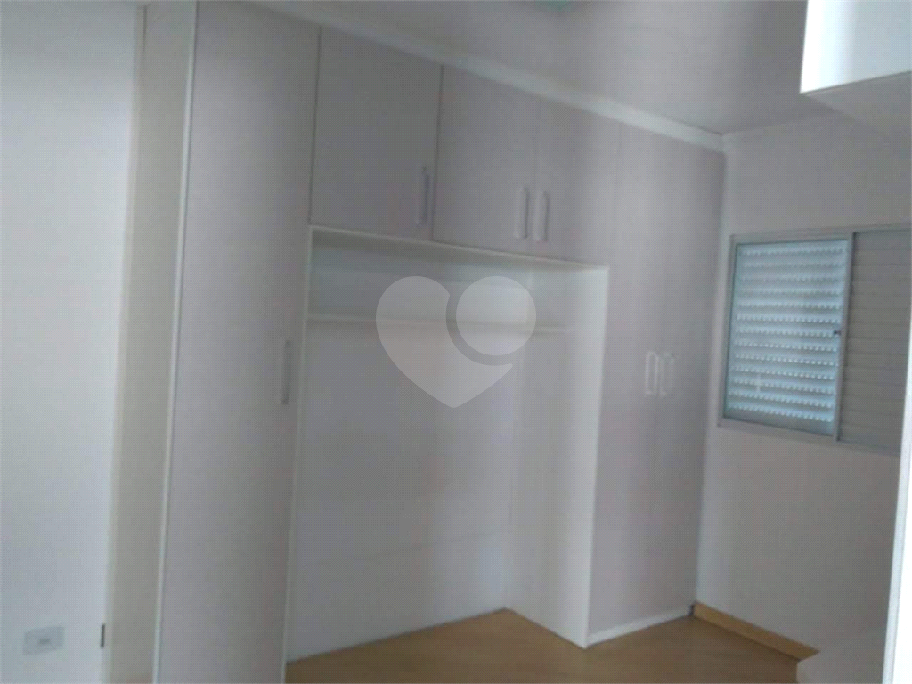 Vende-se apartamento em Cotia