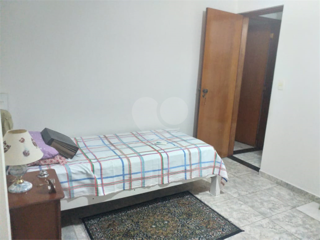 Casa térrea à venda no Imirim – 264 m² com edícula e ampla garagem