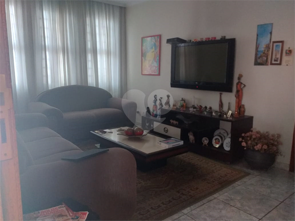 Casa térrea à venda no Imirim – 264 m² com edícula e ampla garagem