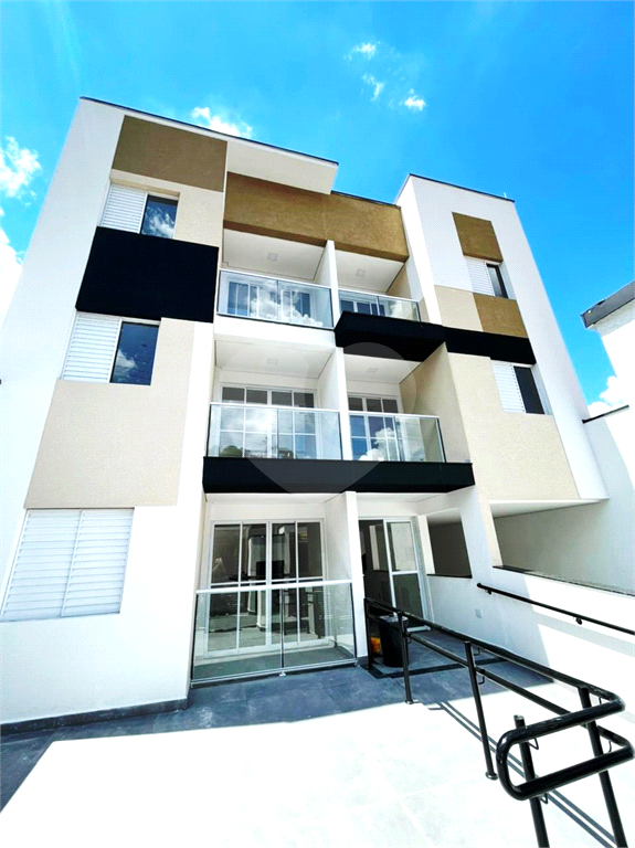 Condomínio novo. Tipo apartamento. Tranquilidade e Ar puro da Serra da Cantareira