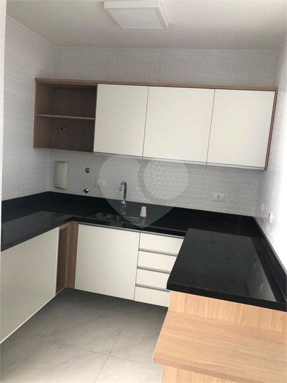 APARTAMENTO em TATUAPÉ
