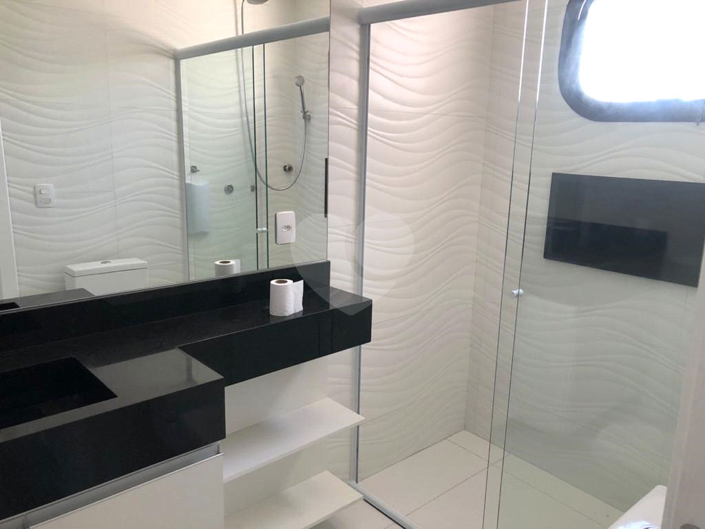 APARTAMENTO em TATUAPÉ
