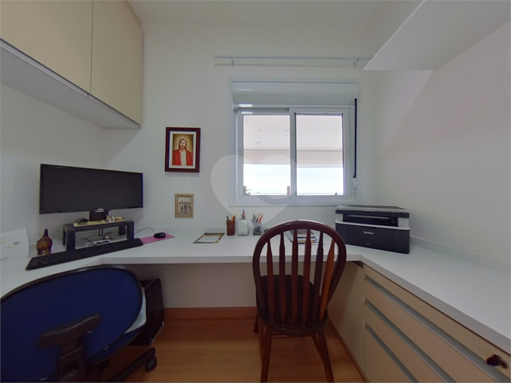 Apartamento de 145 m², com 4 dormitórios e 3 vagas na Barra Funda - SP