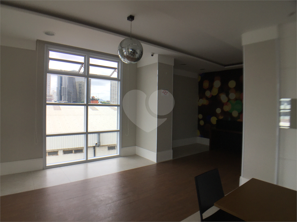 Apartamento de 145 m², com 4 dormitórios e 3 vagas na Barra Funda - SP