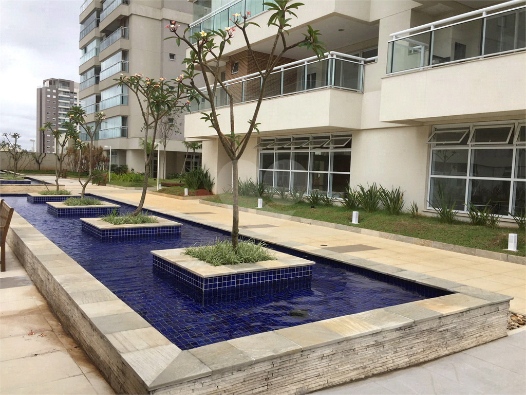 Apartamento de 145 m², com 4 dormitórios e 3 vagas na Barra Funda - SP