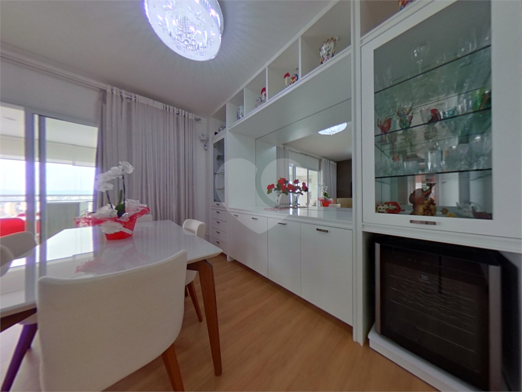 Apartamento de 145 m², com 4 dormitórios e 3 vagas na Barra Funda - SP