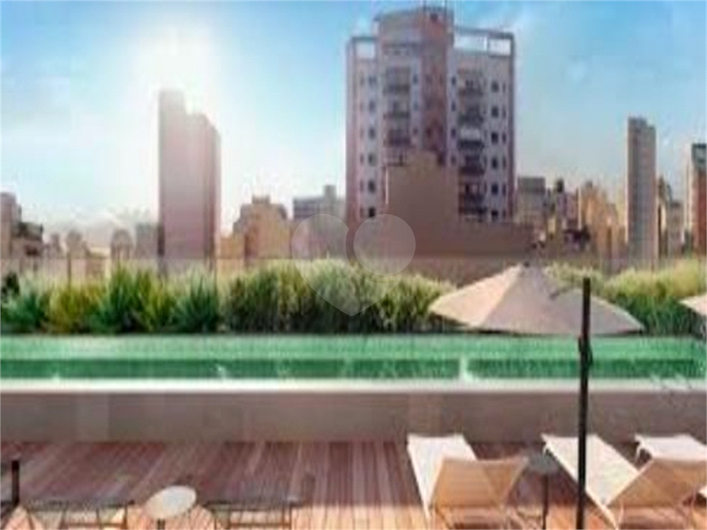 Apartamento à venda em PINHEIROS com 25 m²