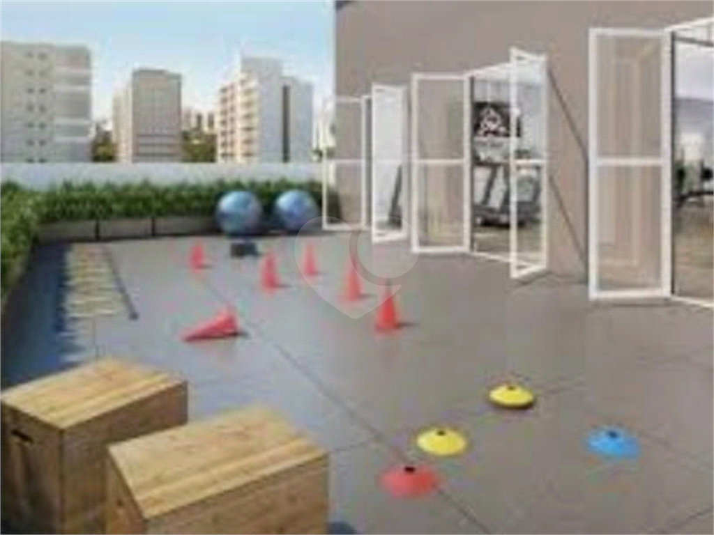 Apartamento à venda em PINHEIROS com 25 m²